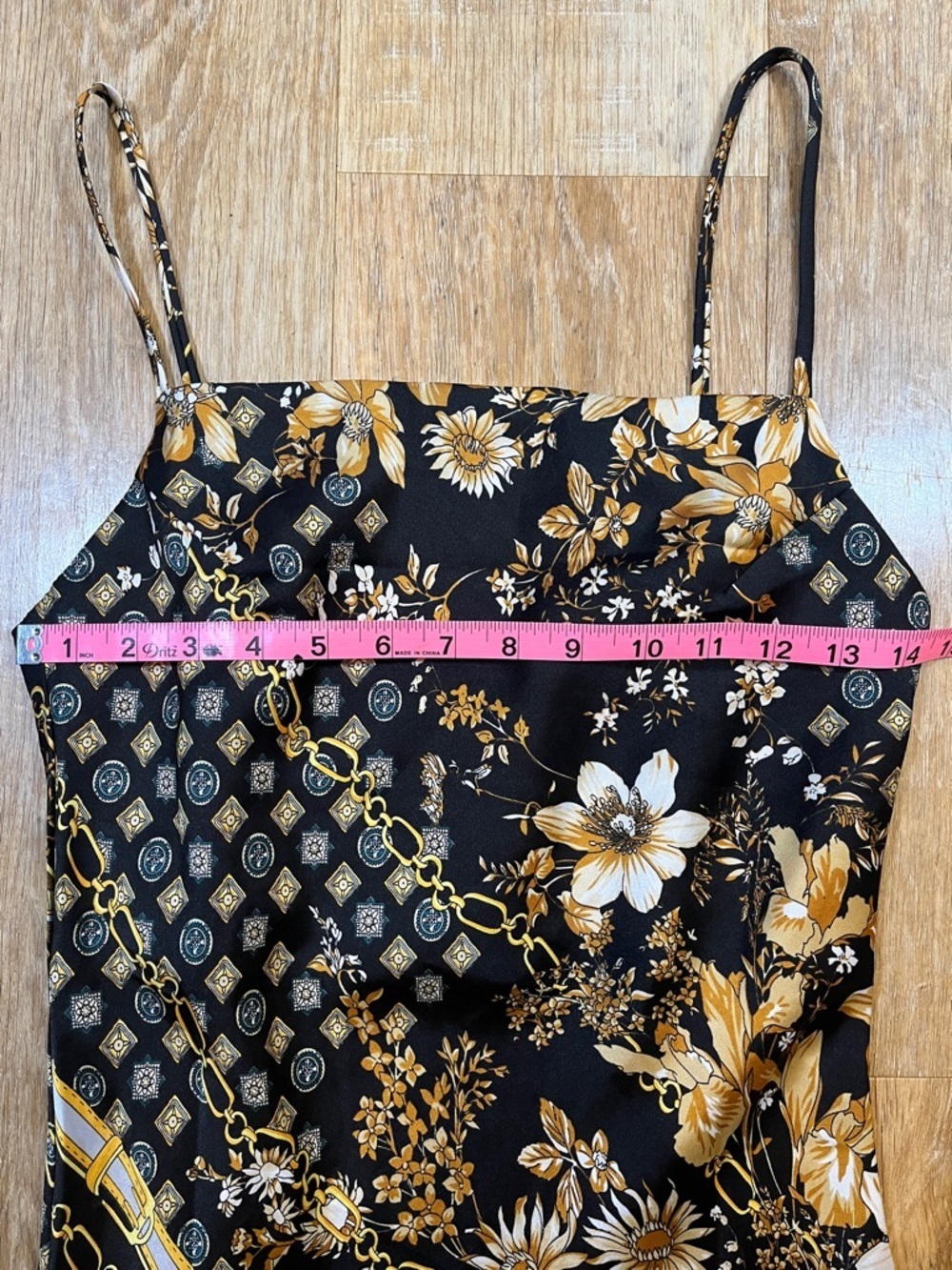 Princess Polly Lucca Black Gold Mini Slip Dress US 4 EU 36 Chain Floral - Picture 11 of 14